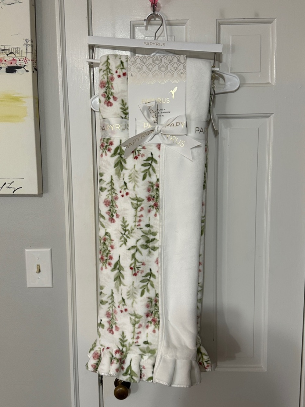 Papyrus coco plush reversible throw with pink florals — 50” x 70”